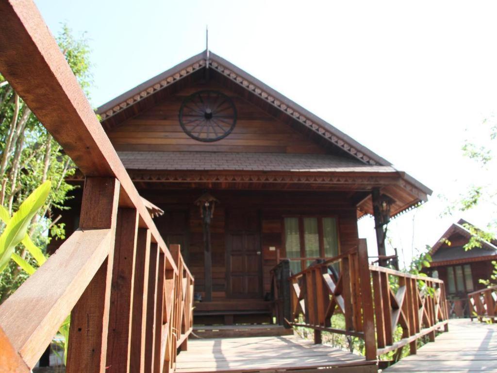 Burilamplai Resort Thung Yai Exterior foto