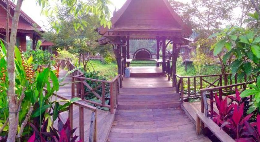 Burilamplai Resort Thung Yai Exterior foto