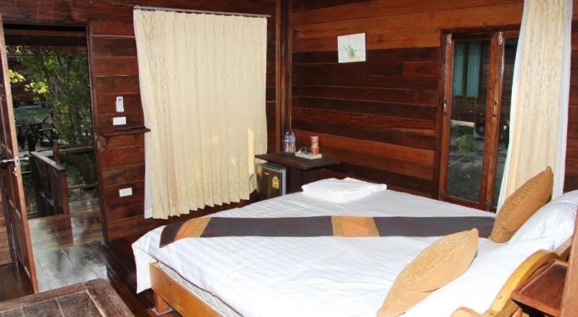 Burilamplai Resort Thung Yai Exterior foto