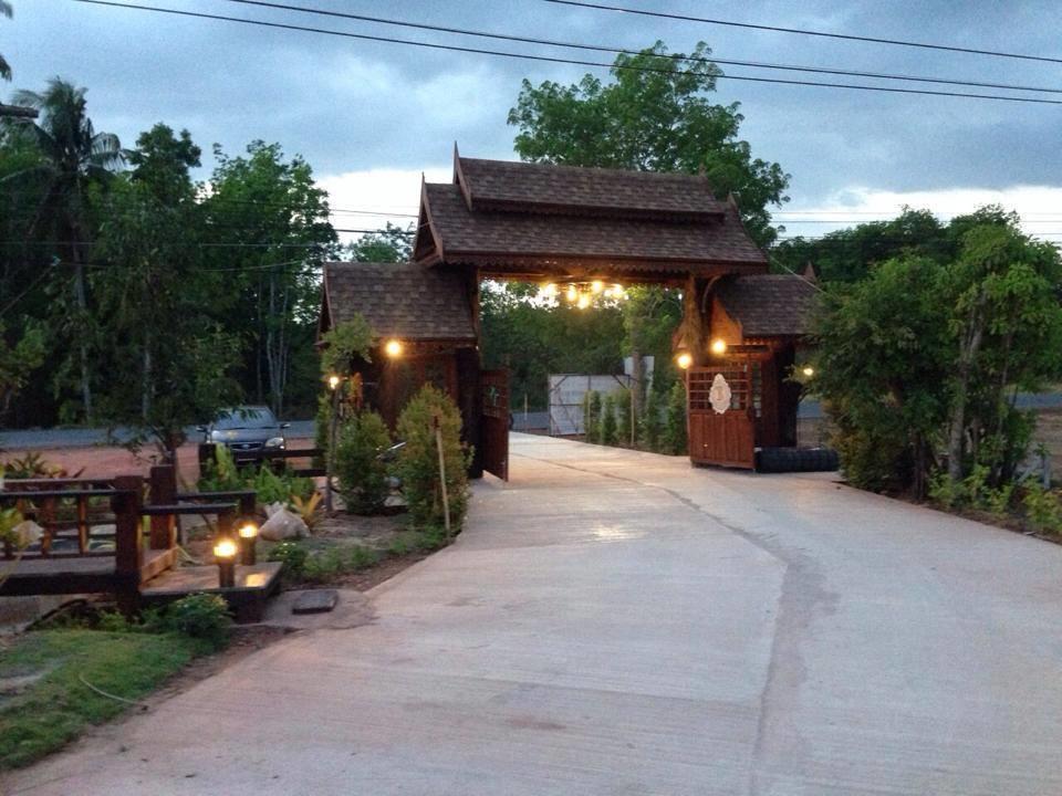 Burilamplai Resort Thung Yai Exterior foto