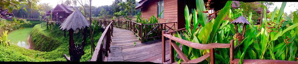 Burilamplai Resort Thung Yai Exterior foto